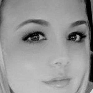 Meet your Posher, Lacey